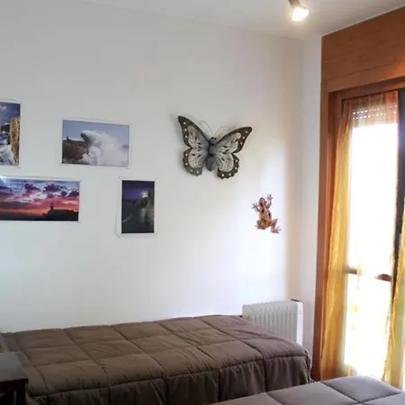 With 2 Bedrooms In With Shared Pool Furnished Garden And Wifi 800 M From The Beach * Albufeira
